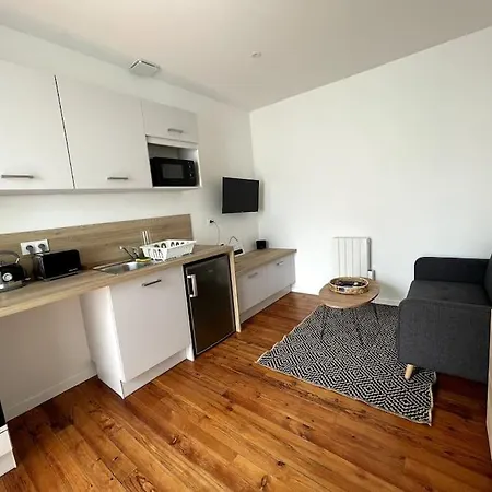 Les Paloises - Appt. 4 : Le Parc Beaumont Apartment